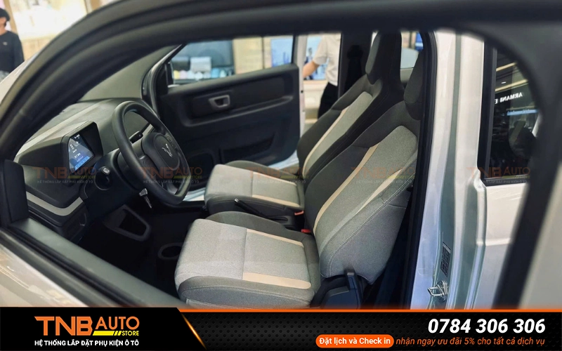 So sánh Vinfast Minio Green và Wuling Mini EV chi tiết 5 Không gian nội thất của xe VinFast Minio Green rộng hơn Wuling Mini EV