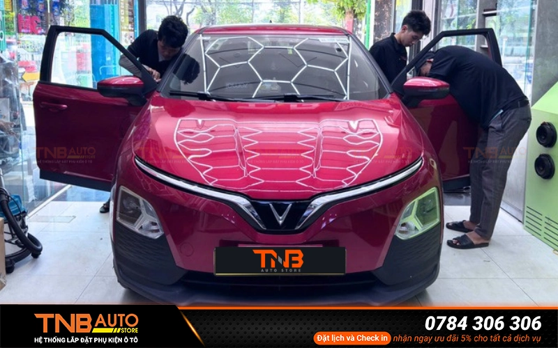 Trang bị cảm biến va chạm Vinfast VF5 giúp tăng độ an toàn, hạn chế rủi ro và bảo vệ xe hiệu quả trong quá trình sử dụng hằng ngày