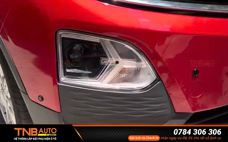 Cảm biến va chạm VinFast VF5 được lắp đặt theo chuẩn giắc zin, không cắt nối dây, không can thiệp hệ thống điện nguyên bản của xe điện