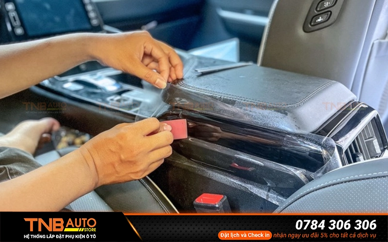 Dán PPF nội thất là một giải pháp bảo vệ tuyệt vời cho khoang cabin của chiếc xe Hyundai Custin