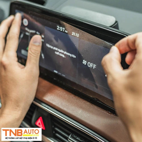 Dán PPF nội thất Mazda 6 chống trầy xước, bạc màu 4 Dán PPF nội thất Mazda 6 3