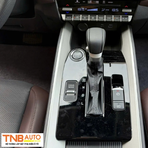 Dán PPF nội thất Mitsubishi Destinator chi tiết giá 3 Dán PPF nội thất Mitsubishi Destinator 3