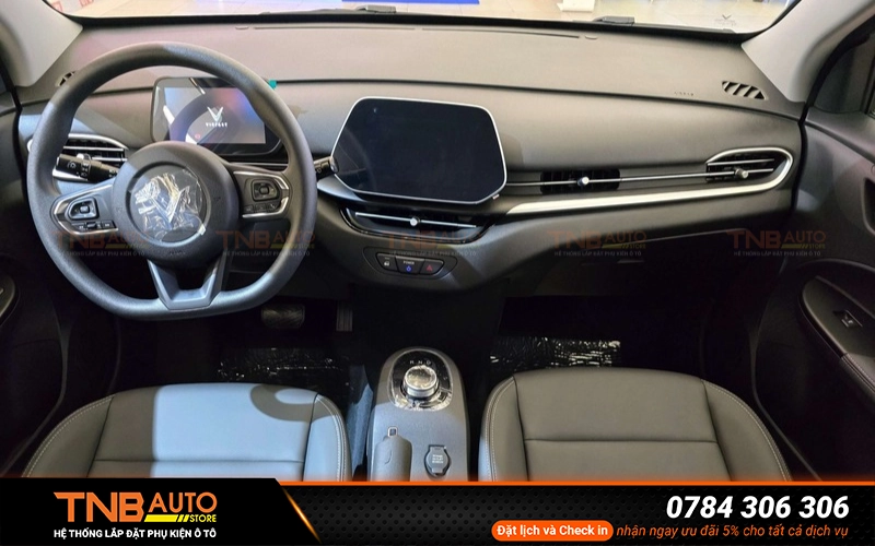 Dán PPF nội thất VinFast Herio Green tạo lớp bảo vệ bề mặt, hạn chế trầy xước do ma sát hàng ngày