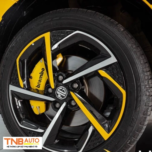 Dán decal mâm xe ô tô – Kinh nghiệm, ưu và nhược điểm 2 Dán decal mâm xe ô tô – Kinh nghiệm, ưu và nhược điểm 9