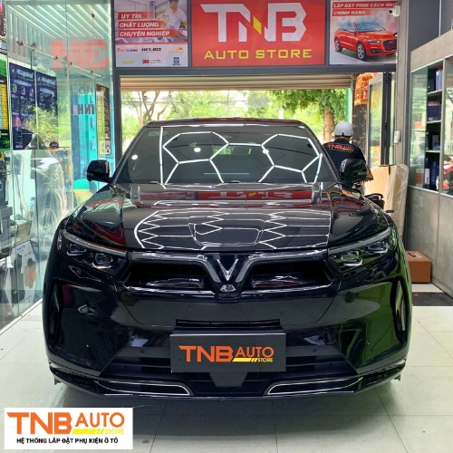 Dán phim cách nhiệt VinFast VF9 1