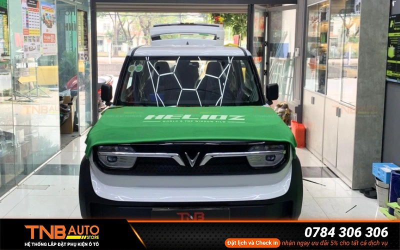 Dán phim cách nhiệt Vinfast VF3 | Tư vấn gói dán giá tốt 34 Dán phim cách nhiệt Vinfast VF3 giúp cản nắng truyền qua kính