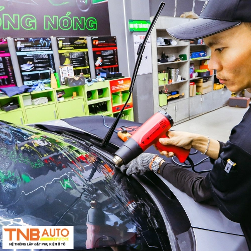 Dán phim cách nhiệt Vinfast VF7 | Chống nóng, bảo vệ xe 9 Dán phim cách nhiệt Vinfast VF7 Chống nóng, bảo vệ xe 6