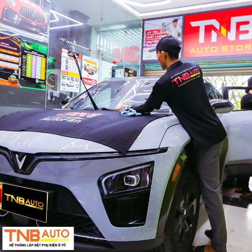 Dán phim cách nhiệt Vinfast VF7 | Chống nóng, bảo vệ xe 8 Dán phim cách nhiệt Vinfast VF7 Chống nóng, bảo vệ xe 7