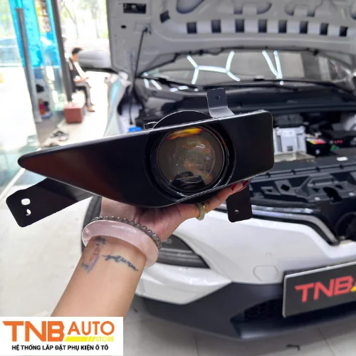 Độ đèn bi gầm ô tô 1