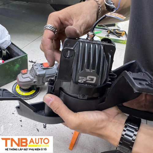 Lắp đèn bi gầm VinFast Herio Green sáng mạnh, an toàn hơn 3 Lắp đèn bi gầm VinFast Herio Green 6