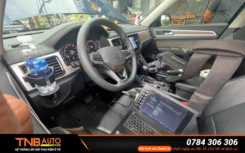 Kích hoạt tính năng ẩn trên ô tô là điều cần thiết NÊN thực hiện để nâng cao trải nghiệm và tiết kiệm chi phí không cần thiết nhưng cần cân nhắc kỹ trước khi thực hiện phải đảm đúng kỹ thuật để tránh gây ảnh hưởng đến các tính năng khác của xe 