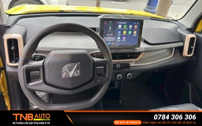 VF3 Tiêu chuẩn 2 có phím đàm thoại trên vô lăng còn bản Tiêu chuẩn 1 thì không