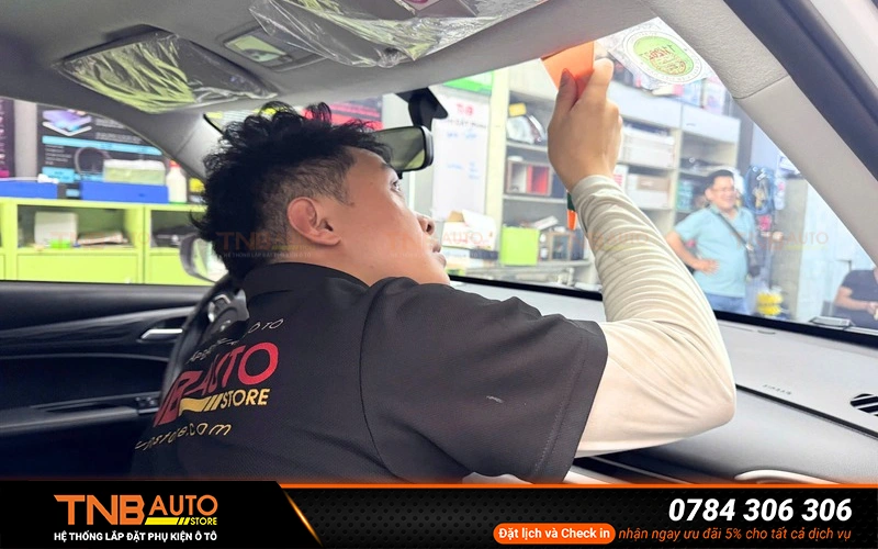 Phim cách nhiệt Vixsun dành cho xe VinFast VF5, VF6