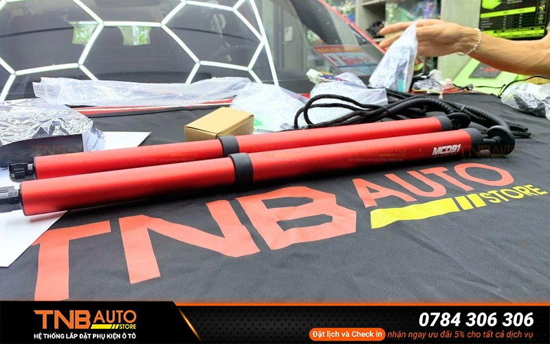 Cấu tạo và nguyên lý hoạt động của cốp điện Minio Green