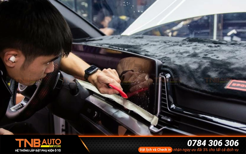 Dán PPF nội thất Hyundai Santafe – Loại “Xịn” cắt máy 100% 9 Những lưu ý khi dán nội thất xe Hyundai Santafe