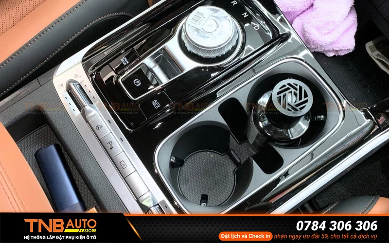 Hệ thống TNB Auto địa chỉ dán PPF nội thất xe Kia Carnival uy tín và chất lượng tại khu vực TP.HCM