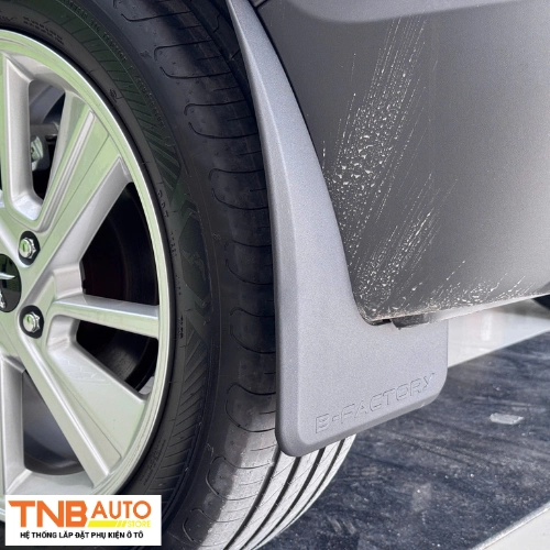 Dè chắn bùn VinFast Minio Green hạn chế bám bẩn 8