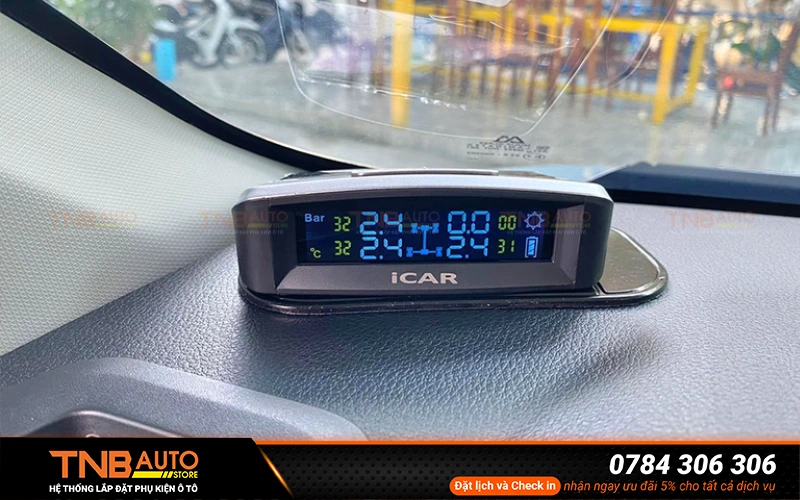 Cảm biến áp suất lốp VF7 giúp theo dõi áp suất và nhiệt độ lốp theo thời gian thực