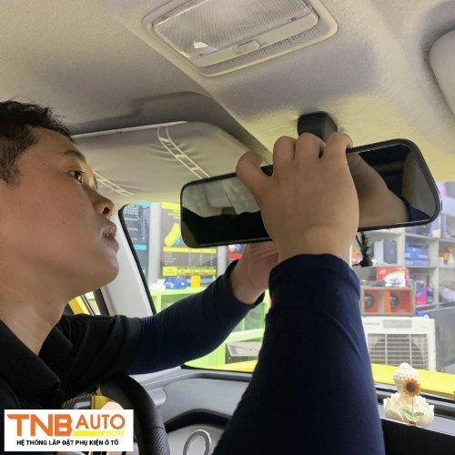 Camera hành trình VF MPV7 1