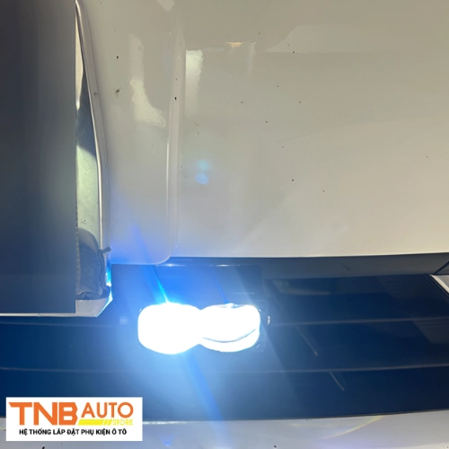 Lắp đèn gầm BYD M6 tăng sáng 2