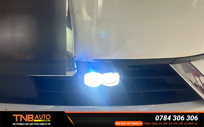 Đánh giá sự thay đổi của hệ thống chiếu sáng xe BYD M6 sau khi lắp đèn gầm 