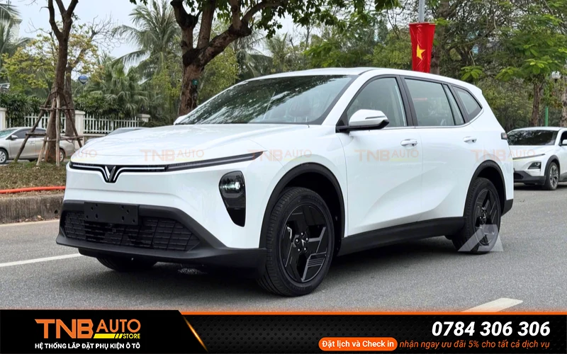VinFast VF MPV7 là mẫu MPV điện mới ra mắt đầu năm 2026 đang được nhiều gia đình và khách hàng kinh doanh dịch vụ quan tâm