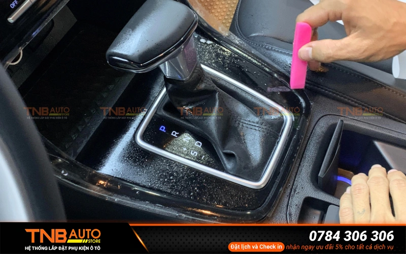 Dán PPF nội thất Hyundai Creta "xịn" cắt CNC tự phục hồi 19 Các vị trí nội thất Hyundai Creta nên dán PPF