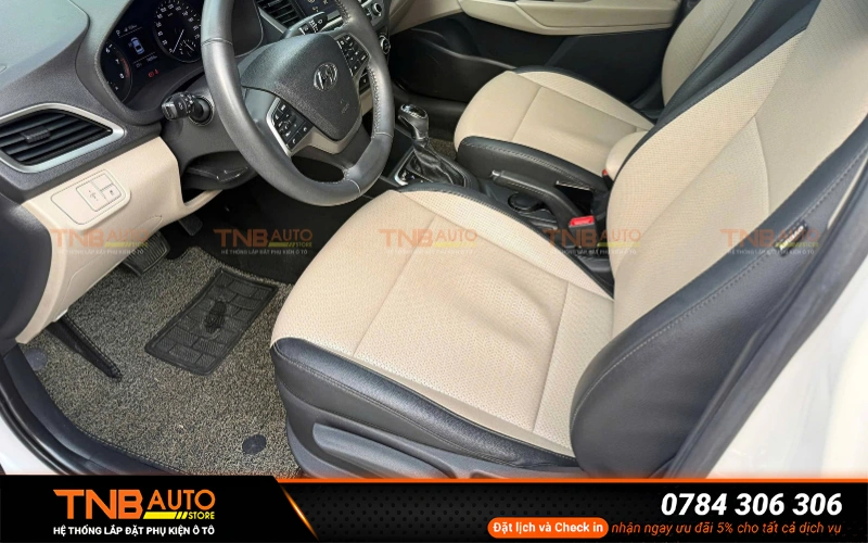 Thảm sàn xe Hyundai Accent đa dạng mẫu, chuẩn form 8 Thảm sàn xe Hyundai Accent toàn bộ khu vực sàn sẽ được che phủ và bảo vệ hiệu quả, hạn chế tình trạng ẩm mốc, bám mùi hoặc bong tróc sàn zin theo thời gian