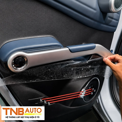 Dán PPF nội thất BYD Atto 3 cao cấp, chống trầy cực tốt 5 Dán PPF nội thất BYD Atto 3 cao cấp 5
