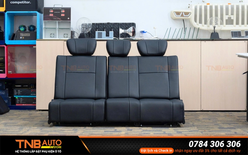Độ ghế ngả băng 2 thành giường cho xe Limogreen 10 Điểm nổi bật của độ ghế băng 2 thành giường limo green tại TNB Auto
