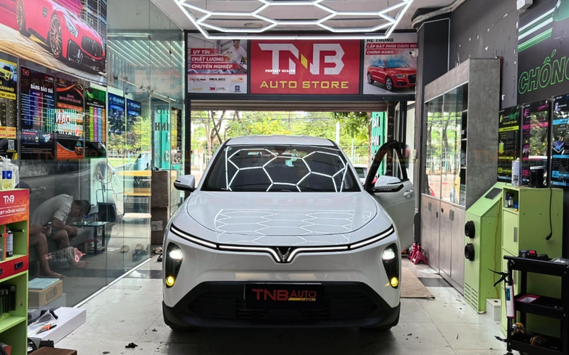 Điểm nổi bật khi lắp đèn gầm Limo Green/MPV7 tại TNB Auto 