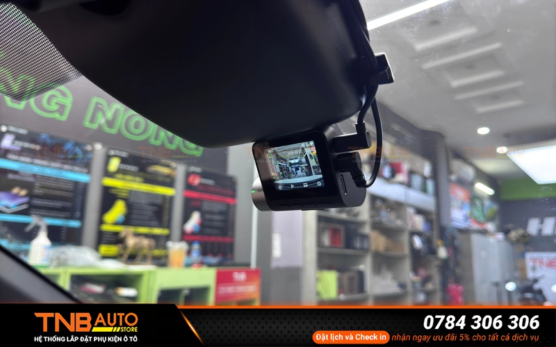 Camera hành trình BYD Sealion 6 ghi lại diễn biến thực tế trên đường, hỗ trợ chủ xe đối chiếu khi phát sinh sự cố và tăng sự chủ động trong quá trình sử dụng xe