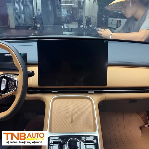 Dán PPF nội thất Geely EX5 chống xước, cắt CNC chuẩn form 3 Dán PPF nội thất Geely EX5 5