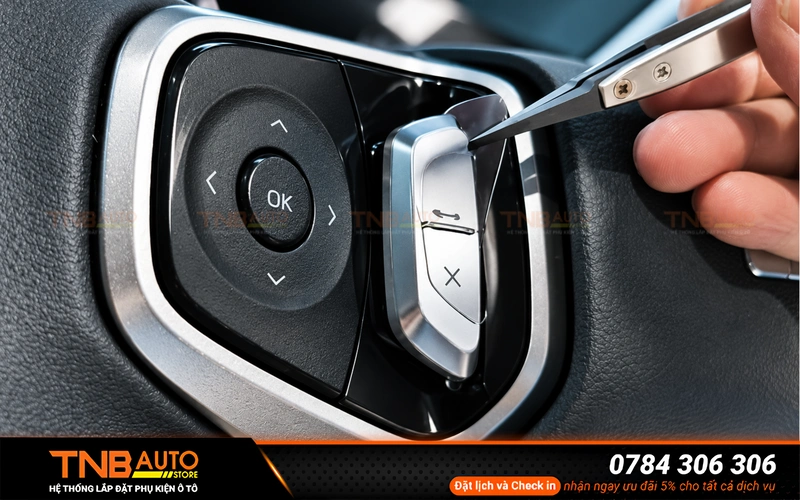 Dán PPF nội thất Geely EX5 chống xước, cắt CNC chuẩn form 12 Lợi ích khi dán PPF cho nội thất Geely EX5