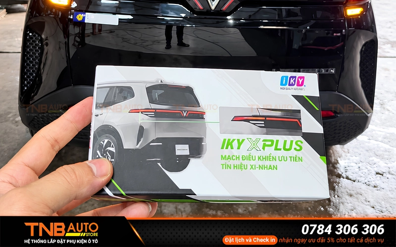 Module mở rộng xi nhan MPV7 cắm giắc lắp zin 8 Module mở rộng xi nhan MPV7 IkyXplus tăng khả năng nhận diện tín hiệu của xe so với đèn zin khá nhỏ khó quan sát