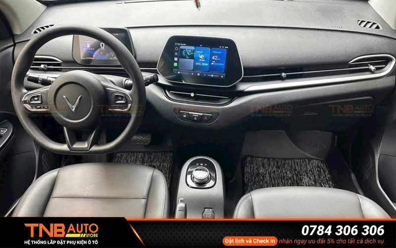 So sánh Geely EX2 và VF5: Đều 500 triệu nên chọn xe nào? 4 thiết kế theo hướng đơn giản và thực dụng hơn