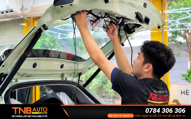 Tính năng nổi bật của bộ cốp điện Geely EX2 lắp tại TNB Auto 