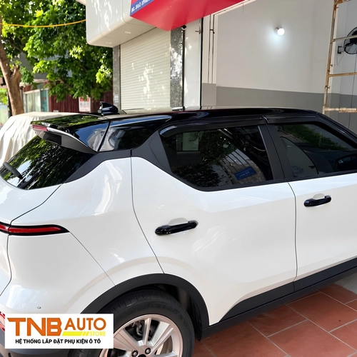 Dán nóc đen Vinfast VF5 sáng bóng, cực thể thao 2 Dán nóc đen Vinfast VF5 2